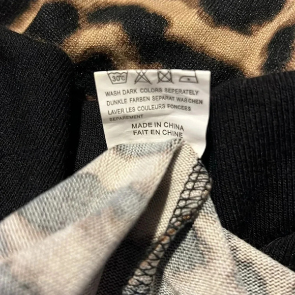 Halife Animal Print Women’s Long Sleeve Snap Cardigan 1048 - Picture 5 of 5